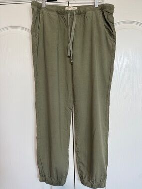 cloth & stone Olive Drawstring Joggers